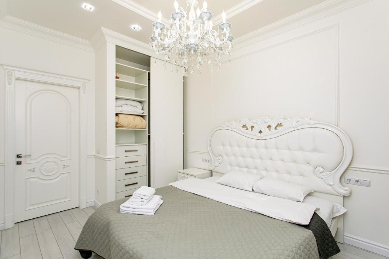 Petrovdom Apartments 10-353 In Rc Central Park, 7 John Mccain Street Kyjev Exteriér fotografie