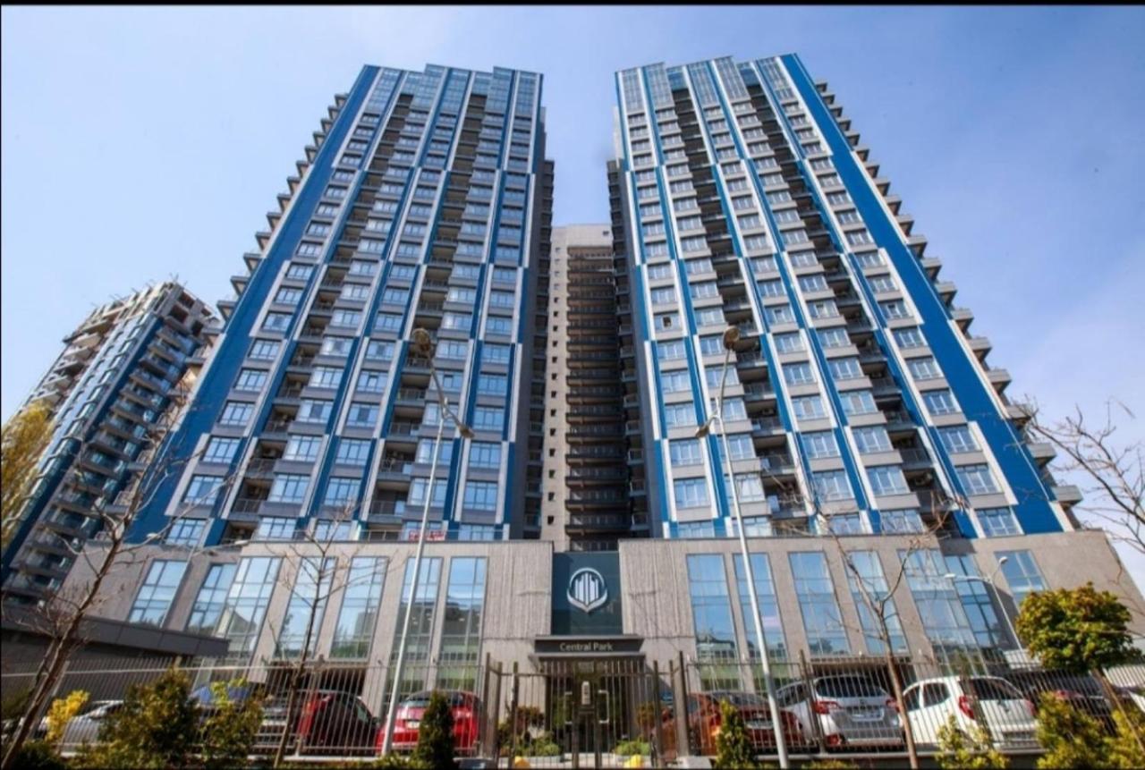 Petrovdom Apartments 10-353 In Rc Central Park, 7 John Mccain Street Kyjev Exteriér fotografie